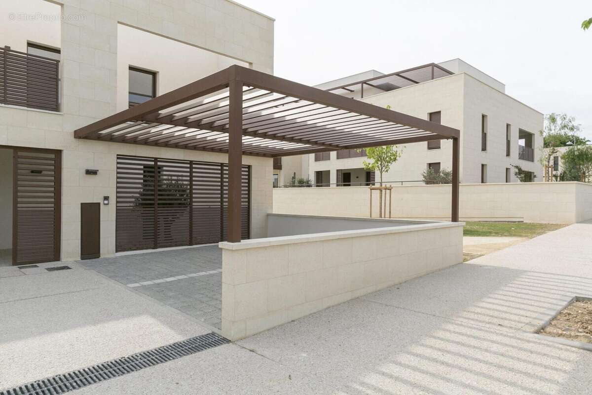 Appartement à CASTRIES