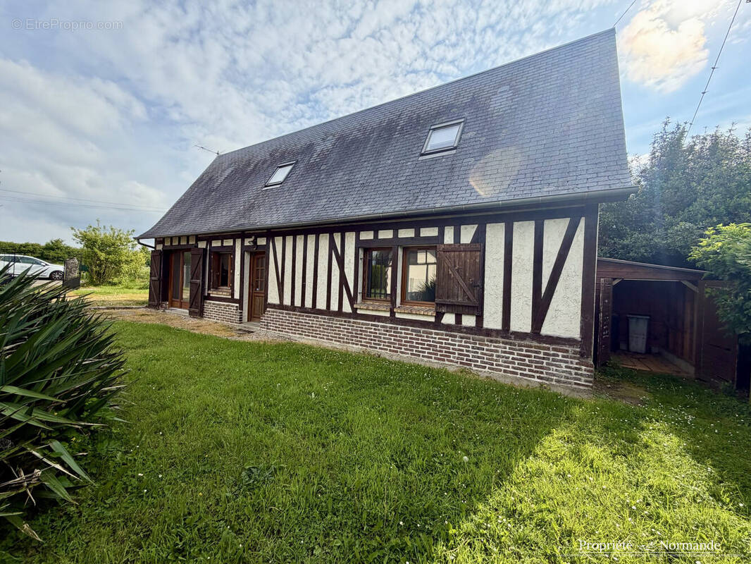 Maison à BOURG-ACHARD