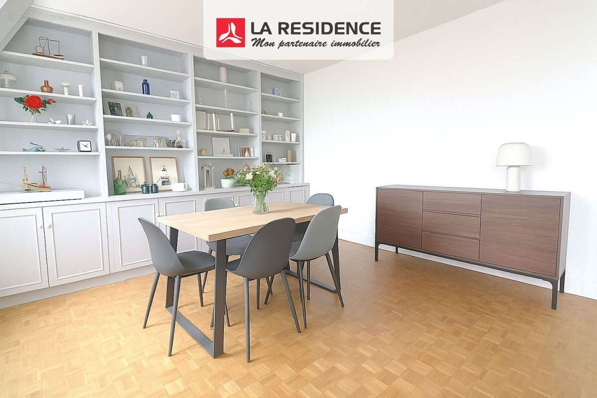 Appartement à VERSAILLES