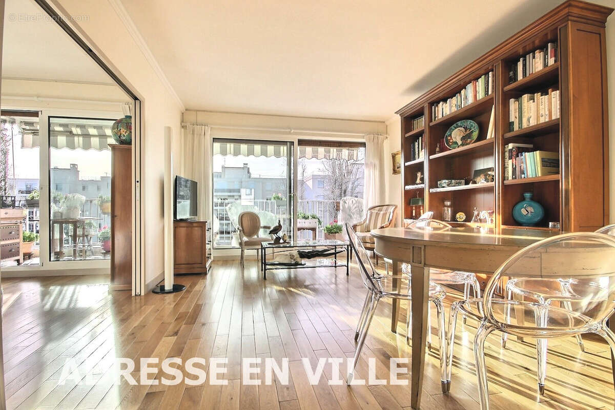 Appartement à LEVALLOIS-PERRET