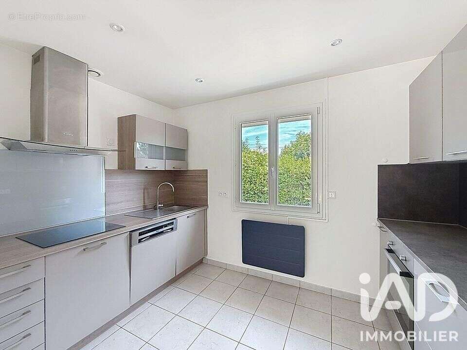 Photo 4 - Maison à LA CHAPELLE-SUR-OREUSE