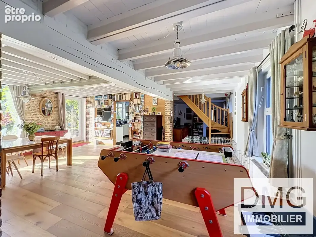 Maison 10 pièces 289 m² à vendre à Steenvoorde (59114) - photo 4