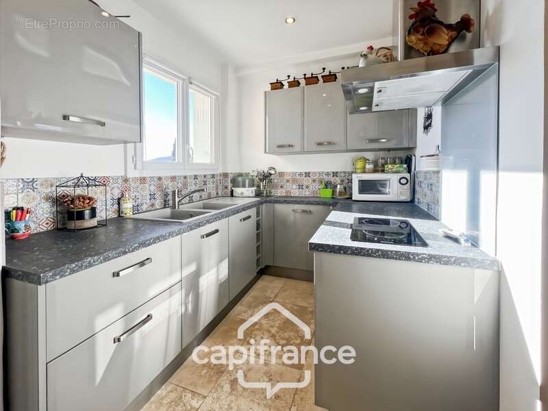 Appartement à HYERES