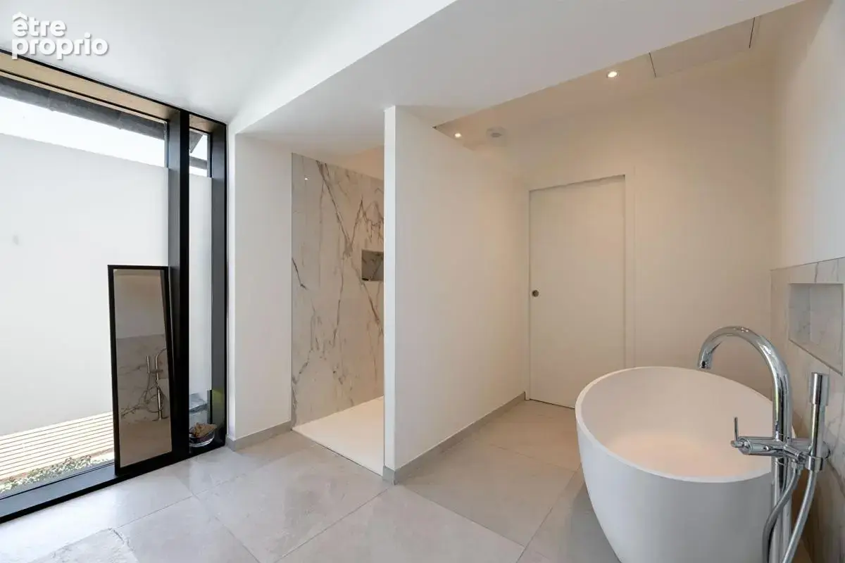 Un bien rare, entre élégance contemporaine et confort absolu - photo 9