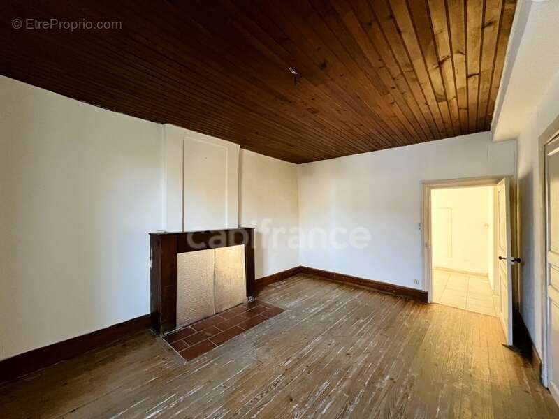 Maison à CHEVANCEAUX