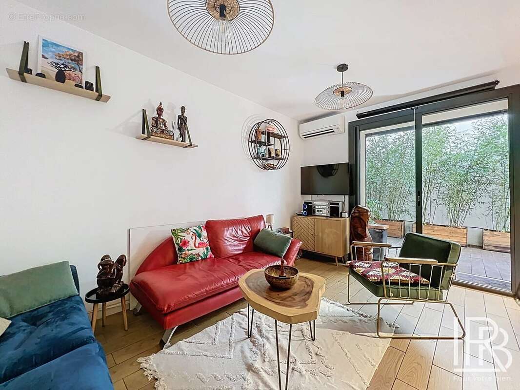 Appartement à MARSEILLE-7E