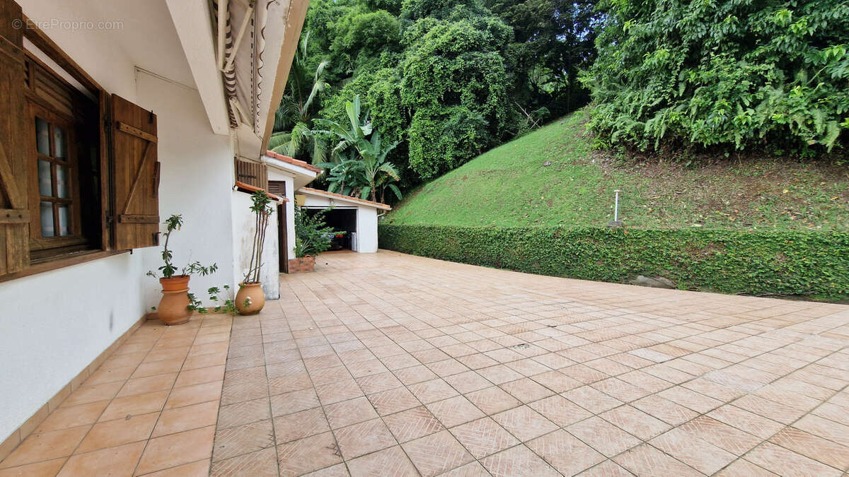 Maison à LE LAMENTIN