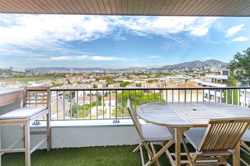 Appartement à MARSEILLE-8E