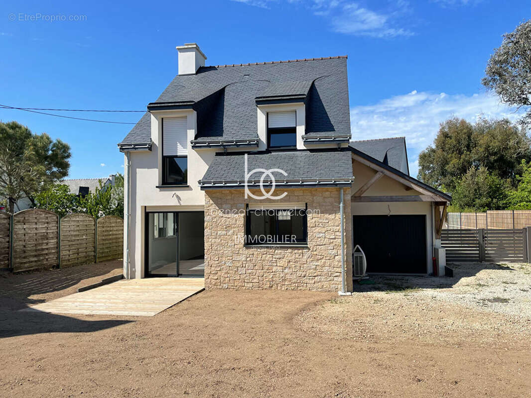 Maison à ARZON