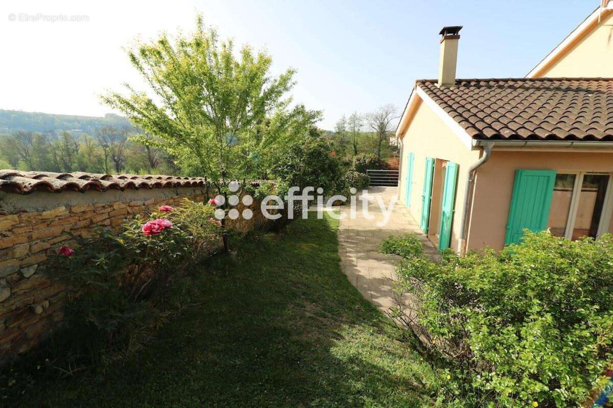 Maison 146 m² à Villefranche-Sur-Saone  - photo 7