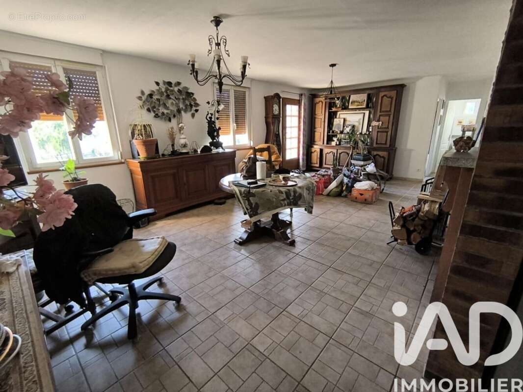 Photo 6 - Maison à ESTISSAC