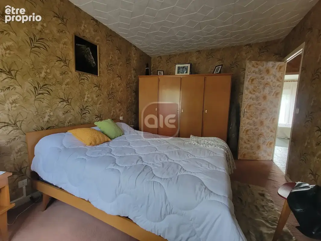Cazilhac   Maison de plain-pied avec double garage et atelier sur près de 900 m2 de terrain - photo 13