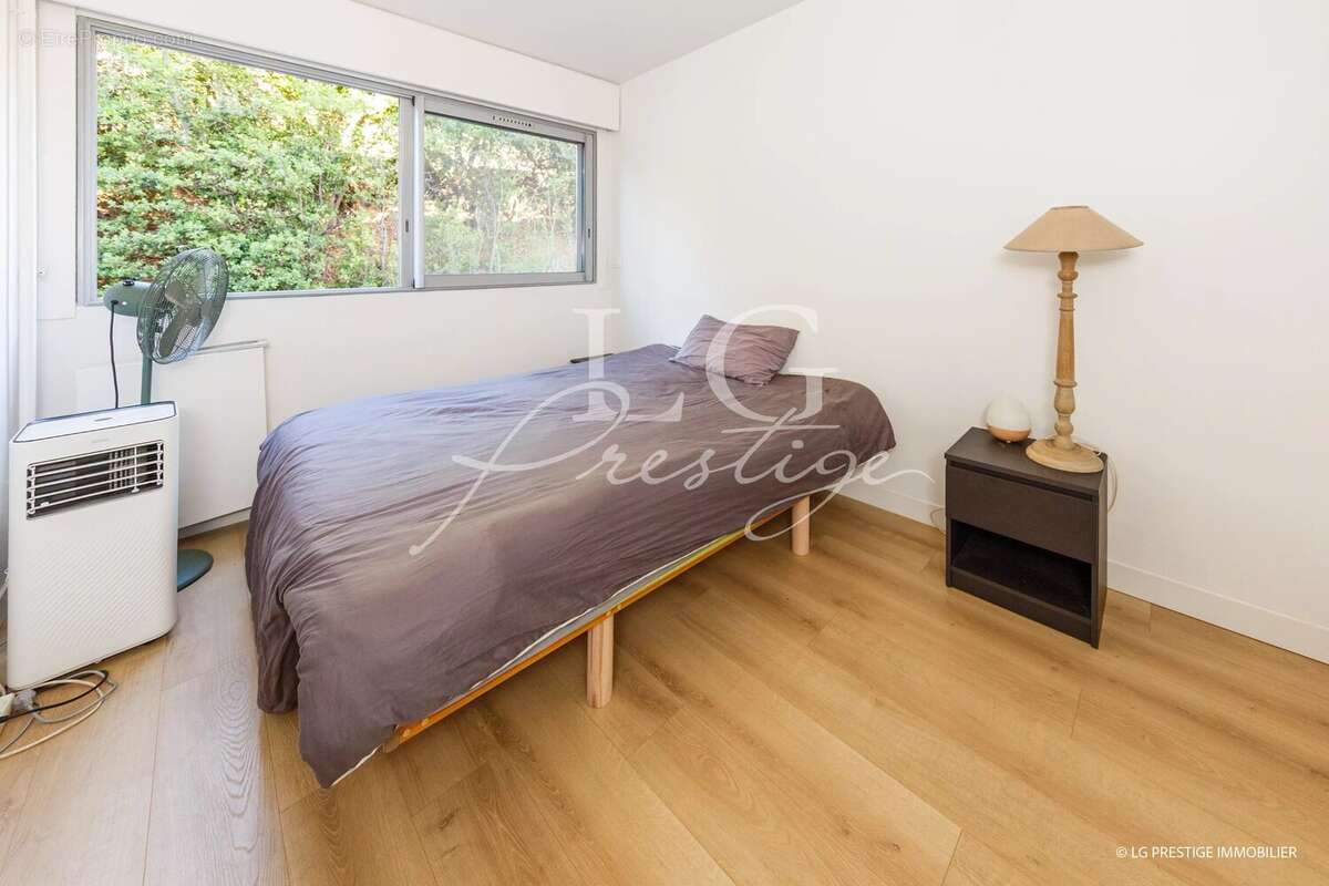 Appartement à MANDELIEU-LA-NAPOULE