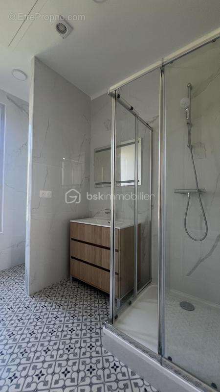 Maison Rénové avec studio indépendant - photo 8
