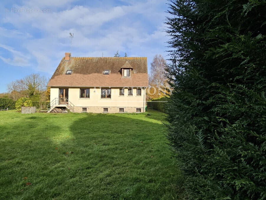 Maison à PONT-L'EVEQUE