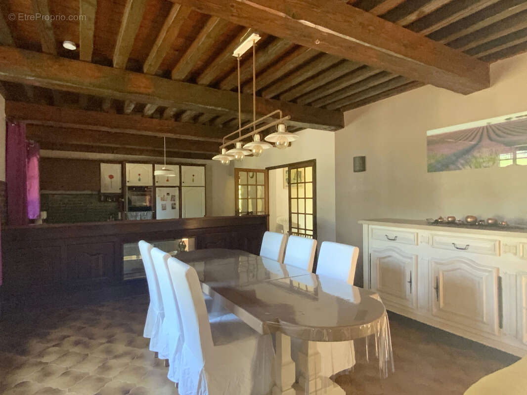 Exclusif,dans un village recherché, maison en pierre avec appartement indépendant sur un terrain de 2167 m2 et - photo 15