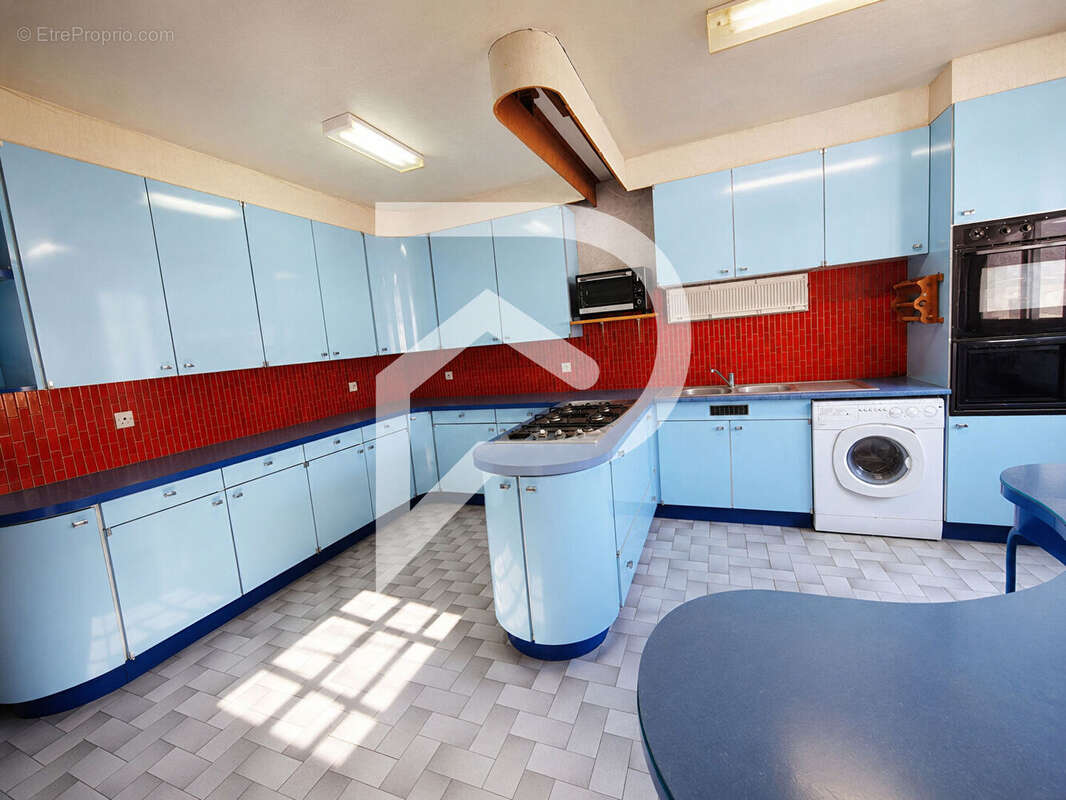 Appartement Meru 3 pièce(s) 120 m2 - photo 3