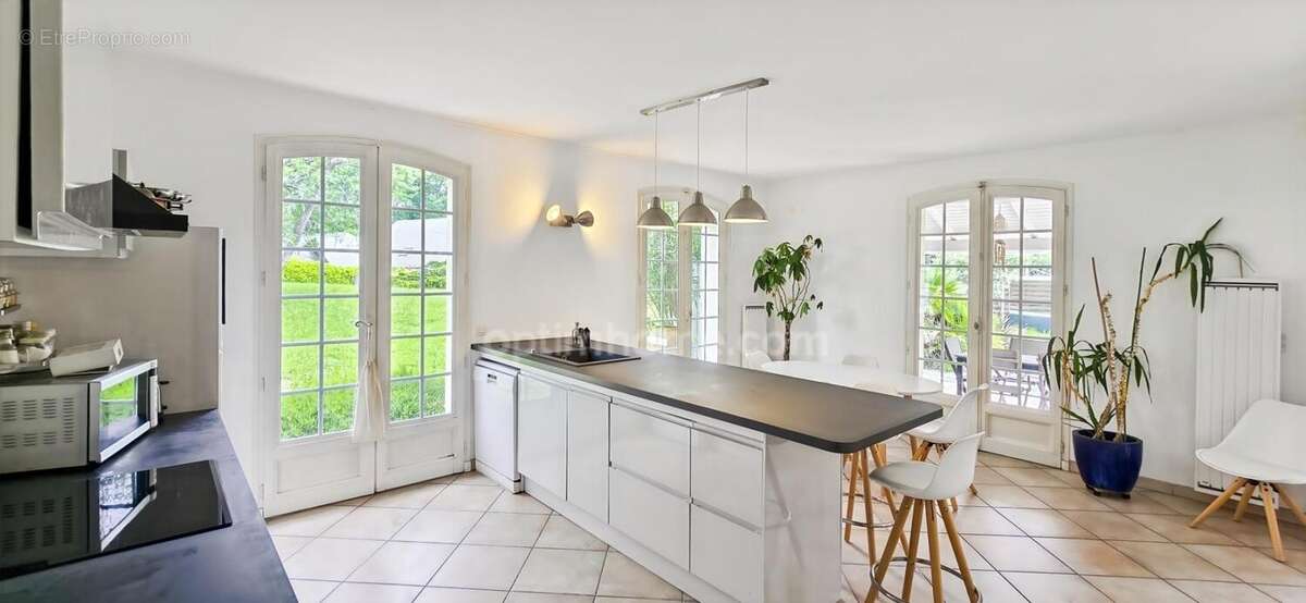 Maison à vendre 7 pièces BOSDARROS (64)Piscine, Vue Pyrénées et un logement indépendant! - photo 5