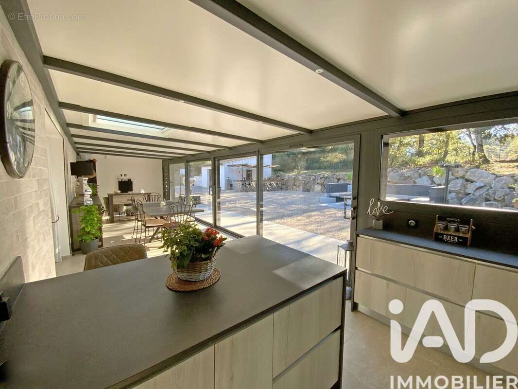 Photo 4 - Maison à POURRIERES