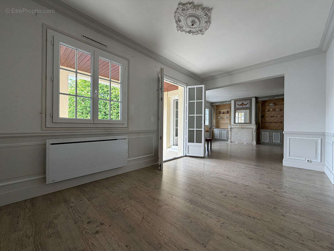 Maison à LILLEBONNE