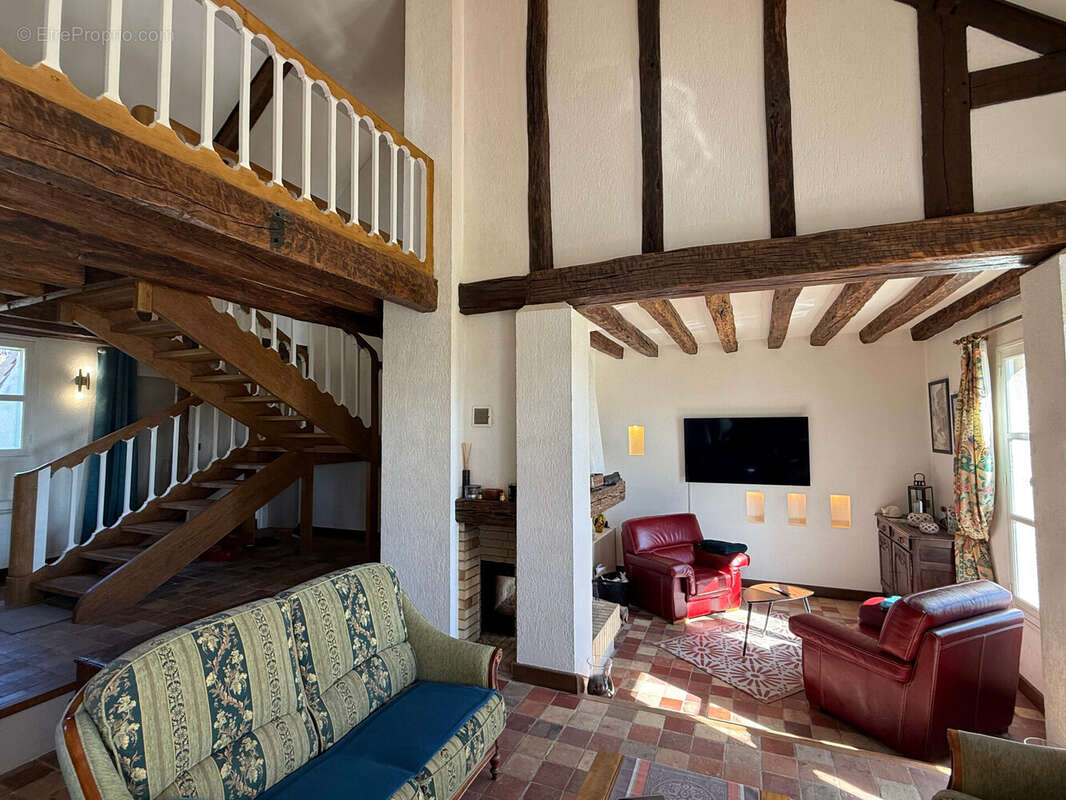 Maison à MONTIPOURET