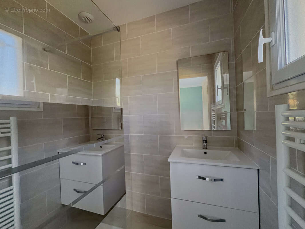 Maison à SIX-FOURS-LES-PLAGES