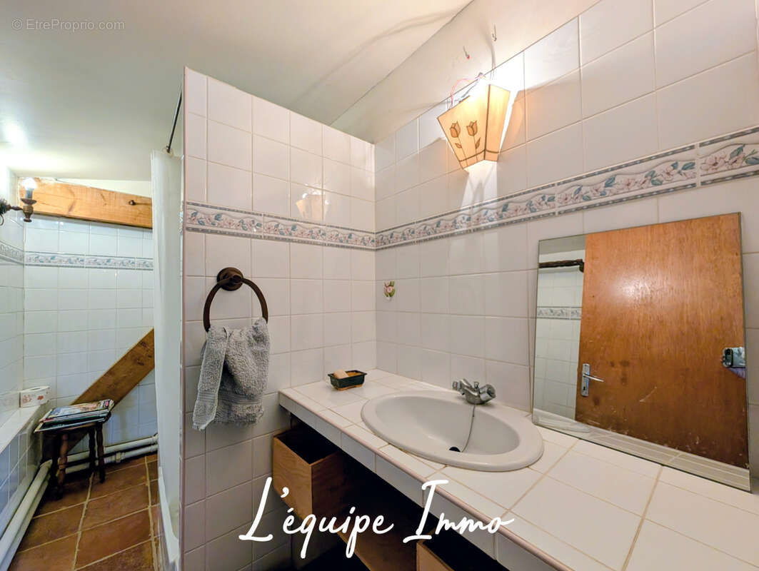 Propriété de caractère avec dépendances sur 35 hectares - photo 15