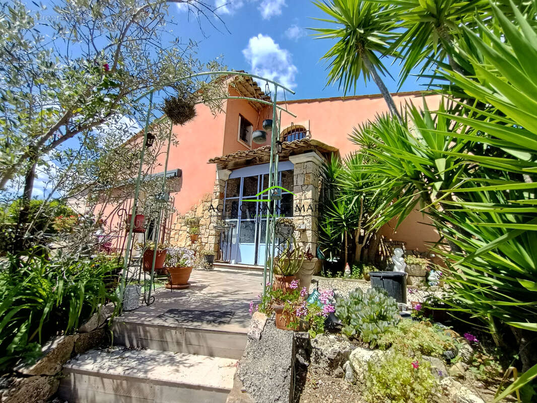 Maison à LE TIGNET