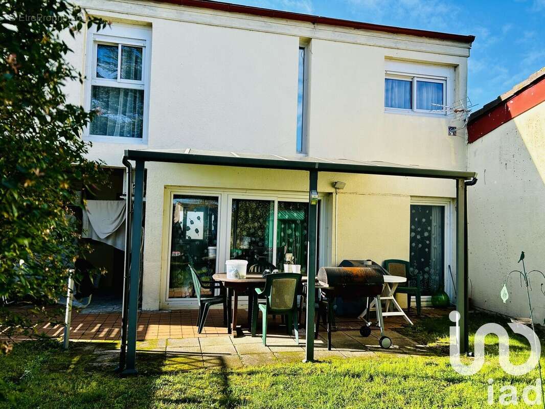 Photo 5 - Maison à SAINT-ESTEPHE