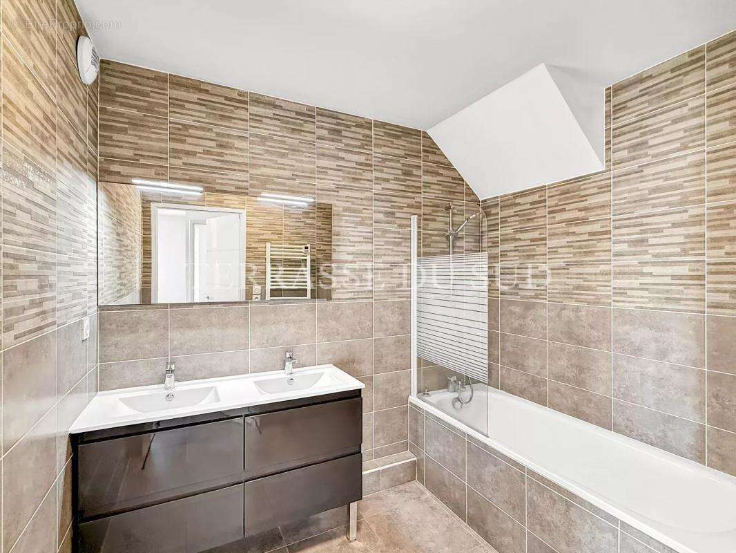 Appartement à LES PENNES-MIRABEAU