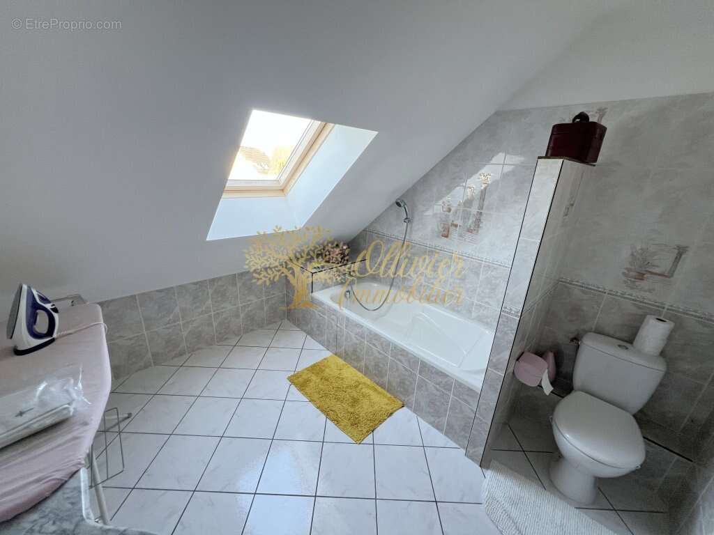 Maison à PONTAULT-COMBAULT