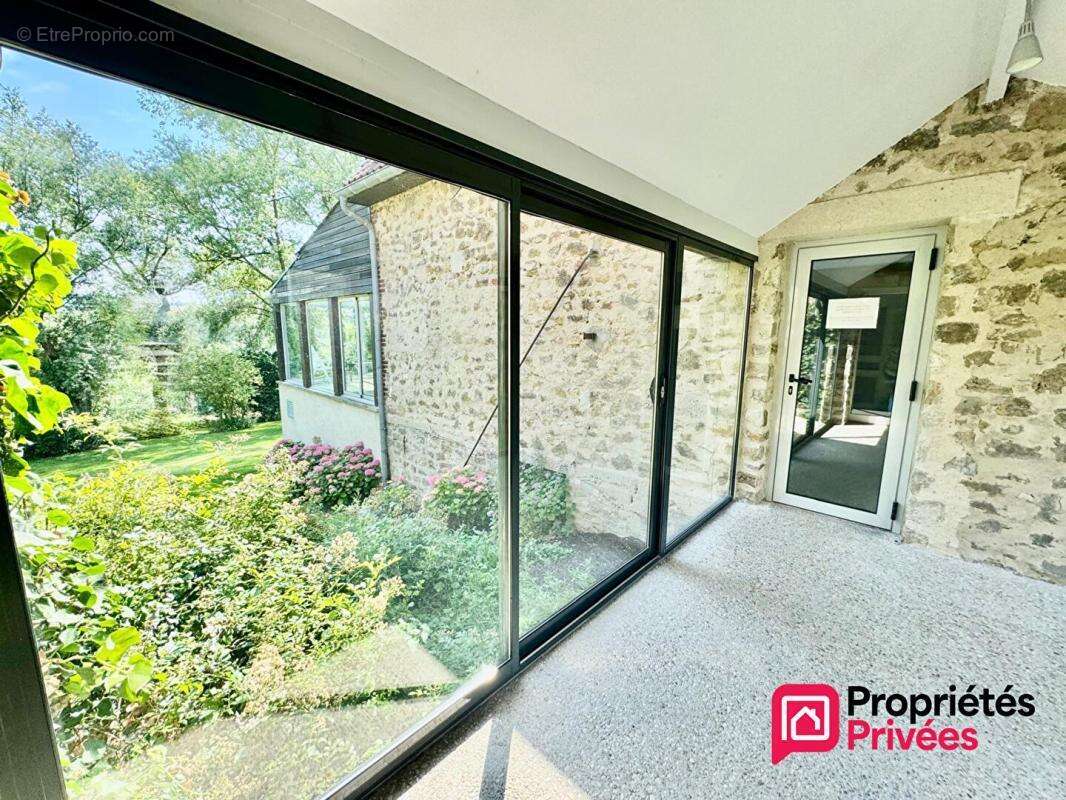 Propriétés-Privées.Com vous propose : - photo 5