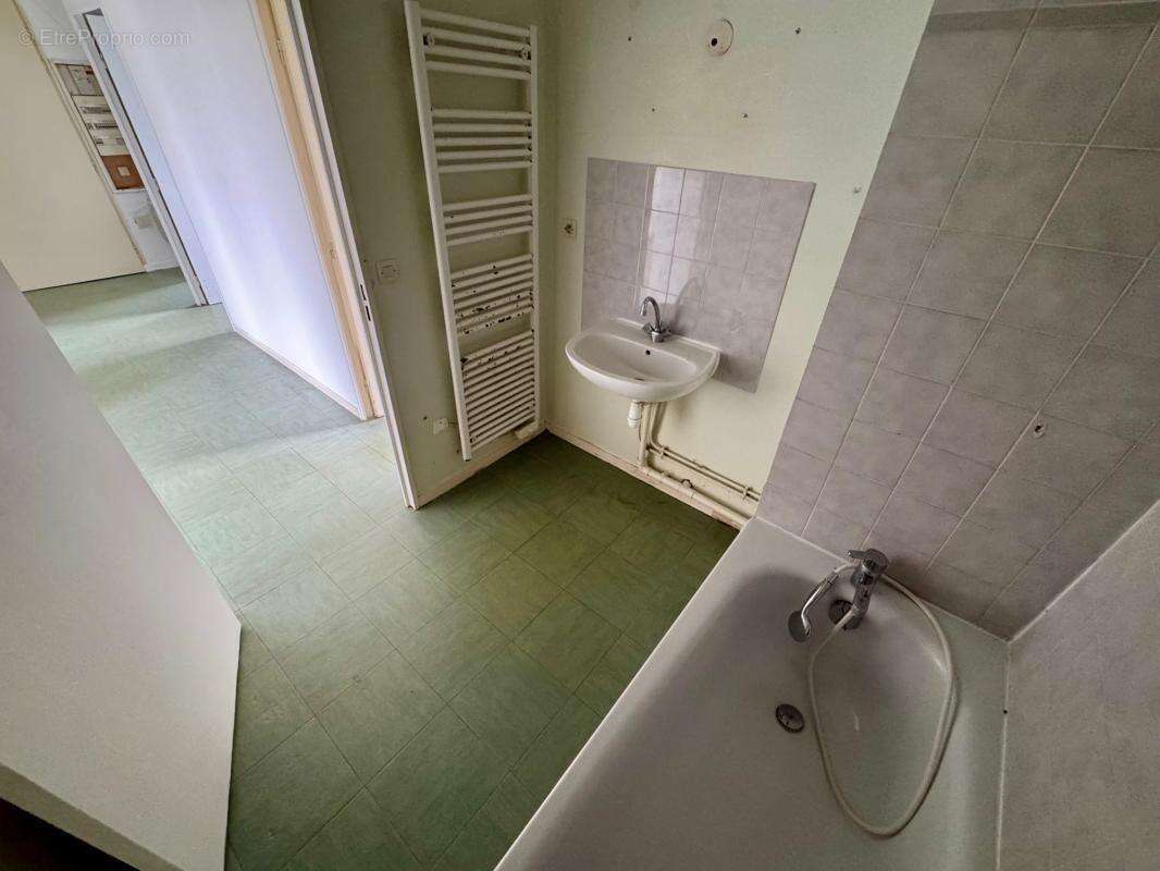 Appartement à VILLEFONTAINE