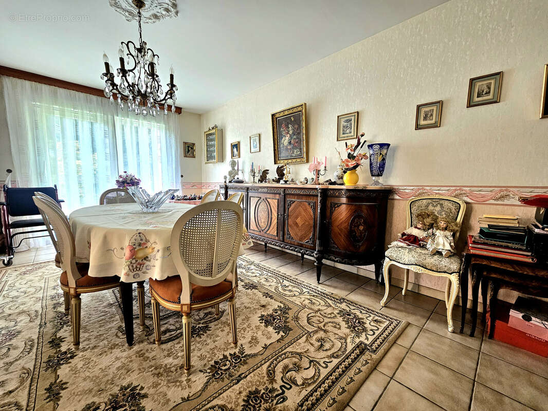 Maison à CHAMPAGNEY