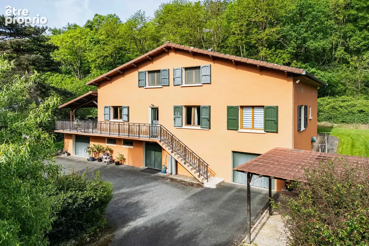 Photo Maison à Grezieu-La-Varenne au prix de 680 000€