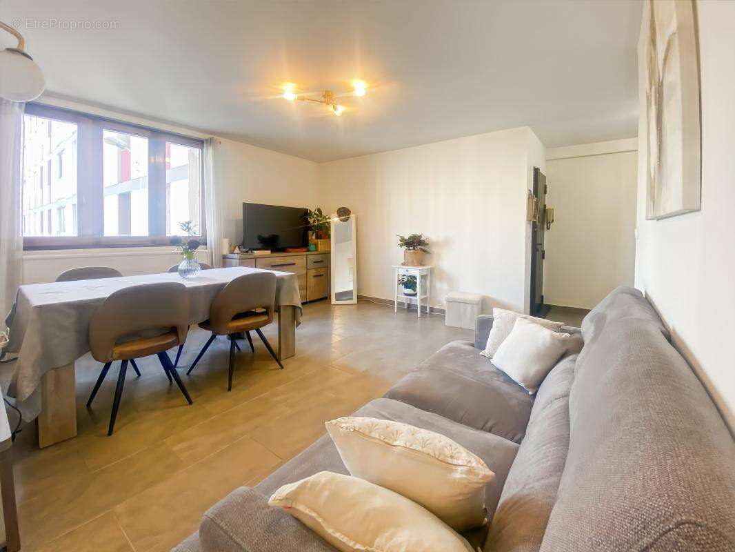 Appartement à MARSEILLE-13E