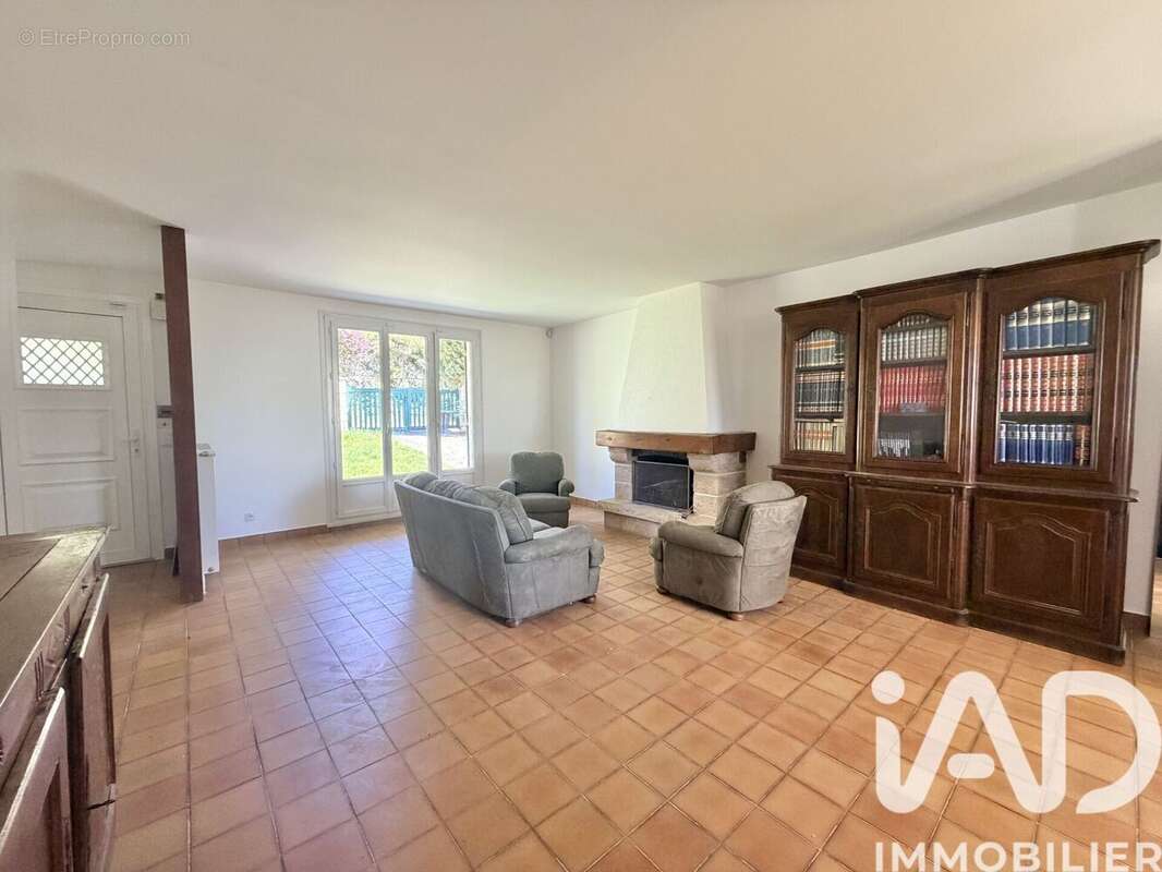 Photo 6 - Maison à SAINT-GERMAIN-LES-CORBEIL