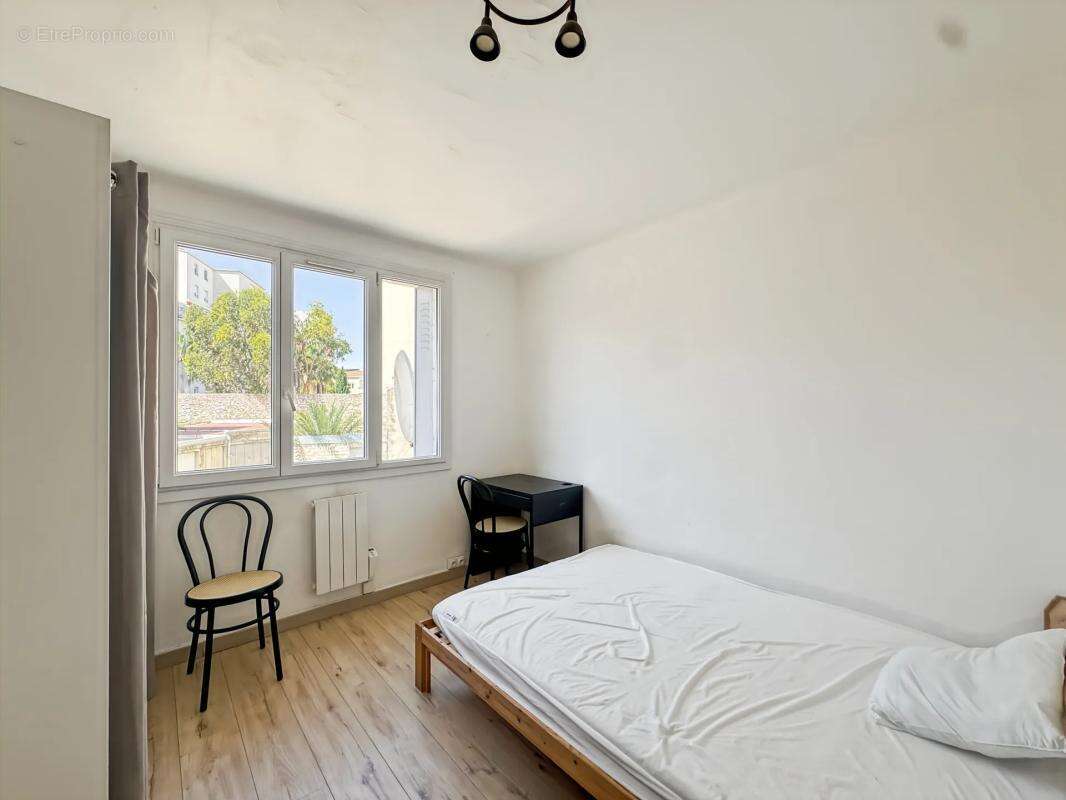 Appartement à MARSEILLE-10E