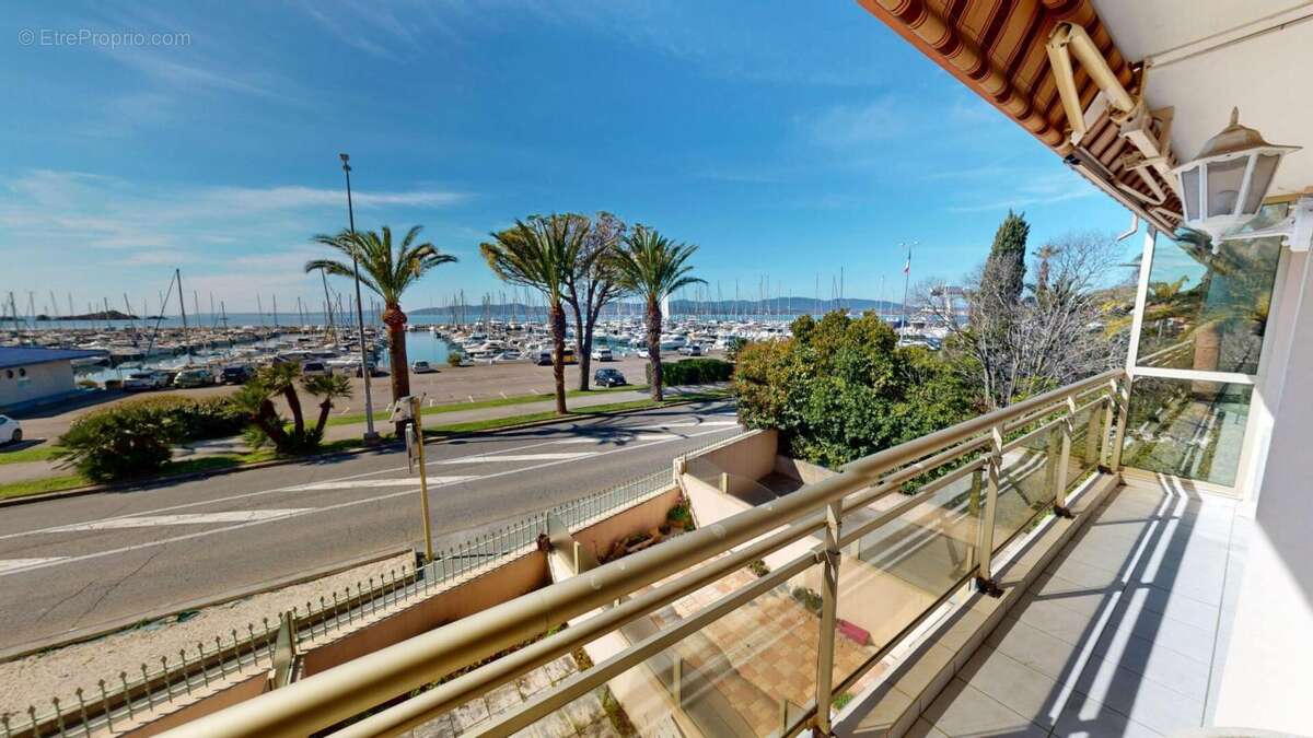 Appartement à SAINT-RAPHAEL