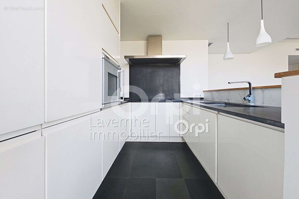 Appartement 72 m² à Antibes  - photo 3