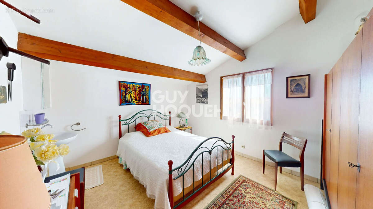 Maison à SAINT-CYPRIEN