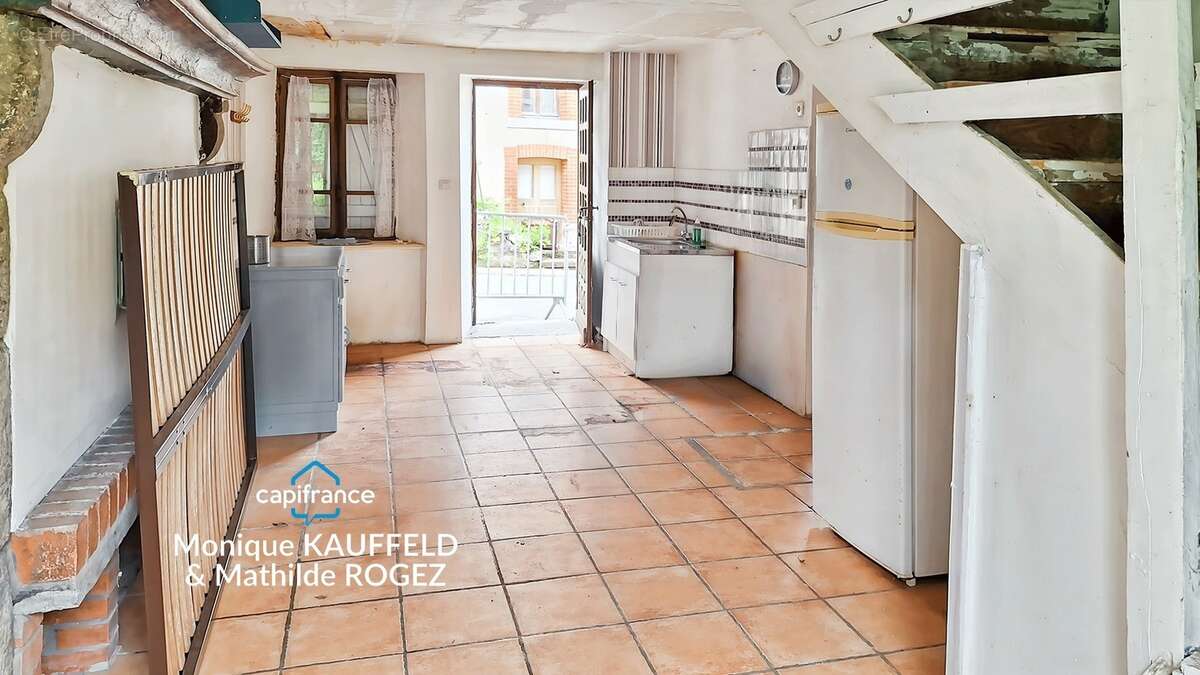 Maison de bourg à vendre 3 pieces avec jardin - photo 6