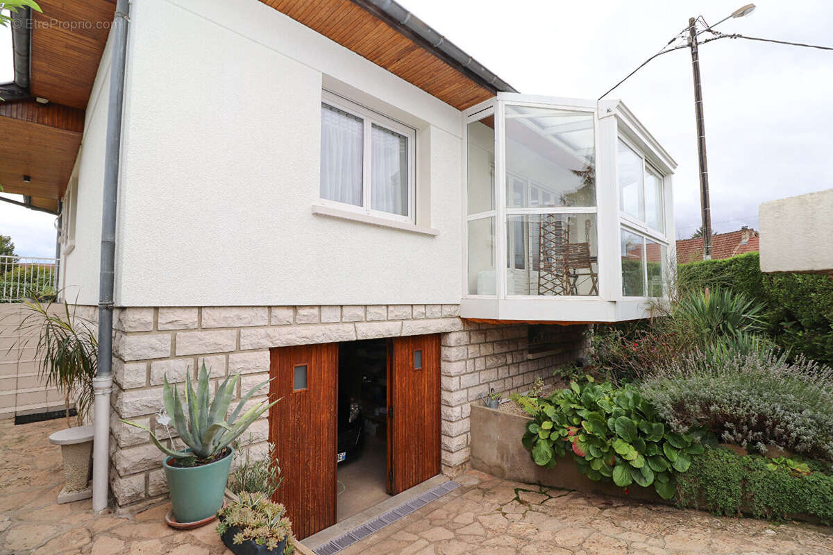 Maison à ARC-SUR-TILLE