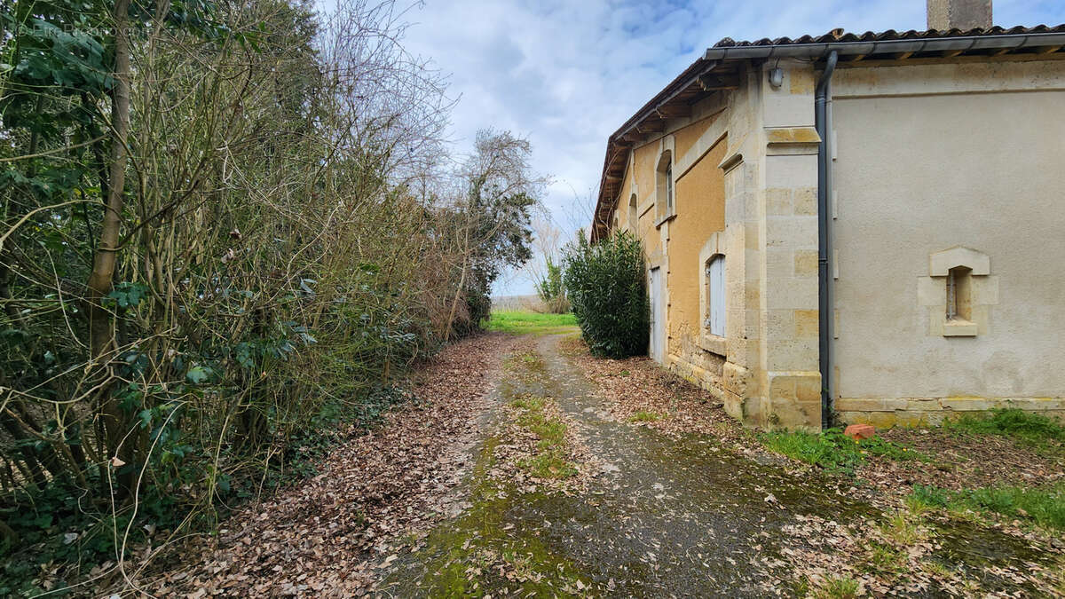 Maison à LUGON-ET-L&#039;ILE-DU-CARNAY