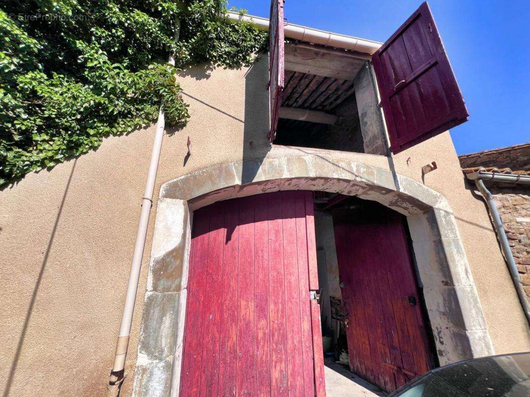Maison 220 m² à Pouzols-Minervois  - photo 2