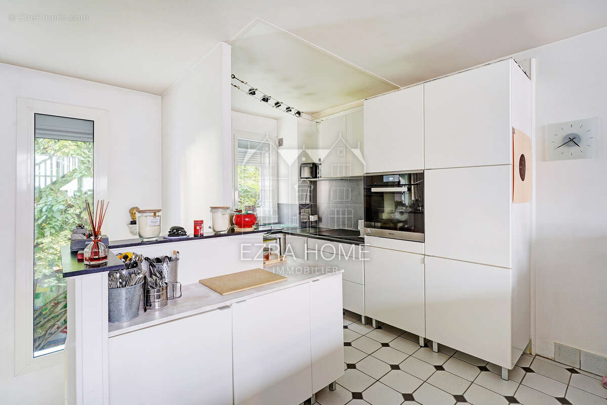 Maison à PARIS-19E
