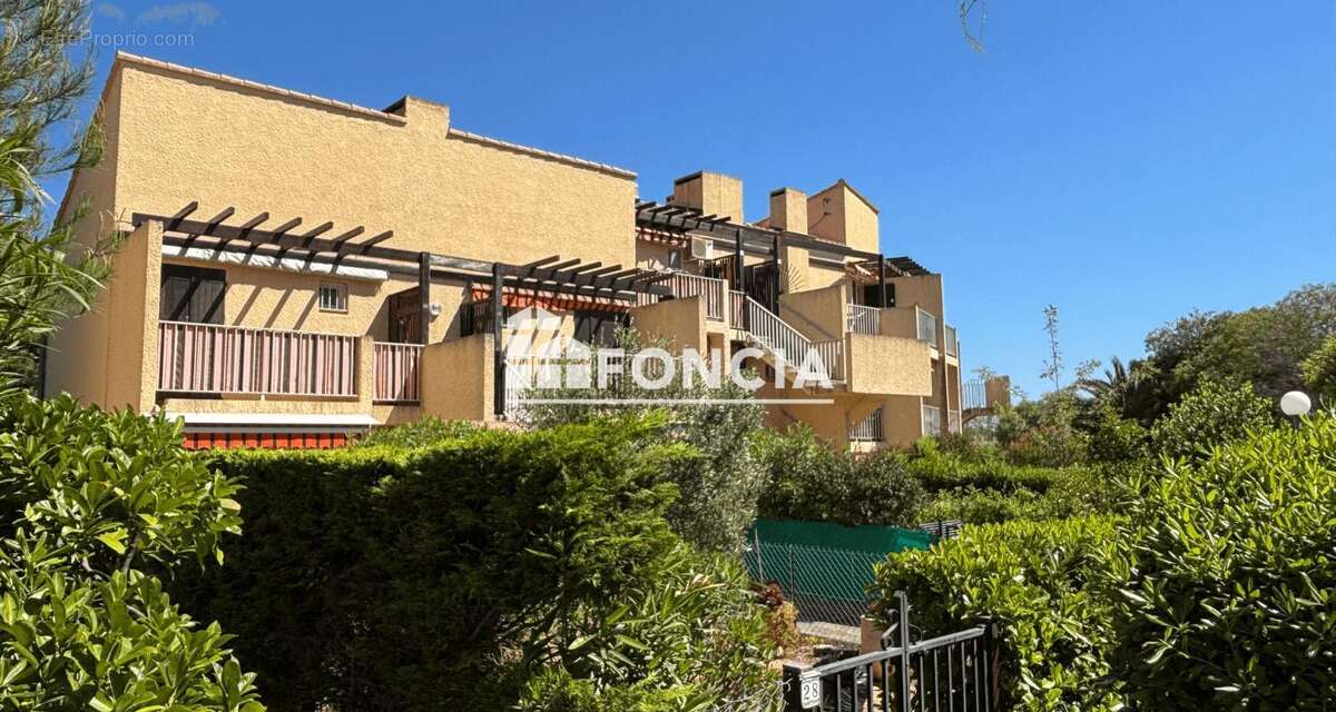 Appartement à HYERES