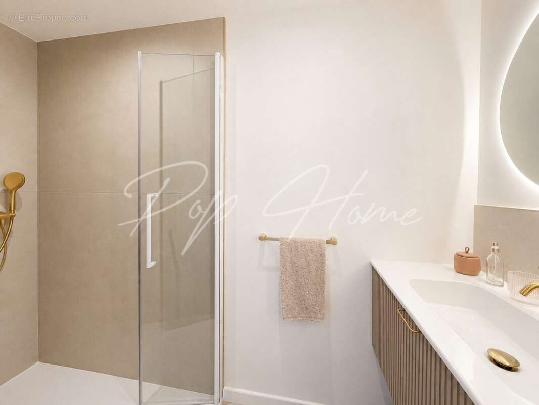 Salle d'eau suite parentale ? 1er étage maison principale - Maison à ANGLET
