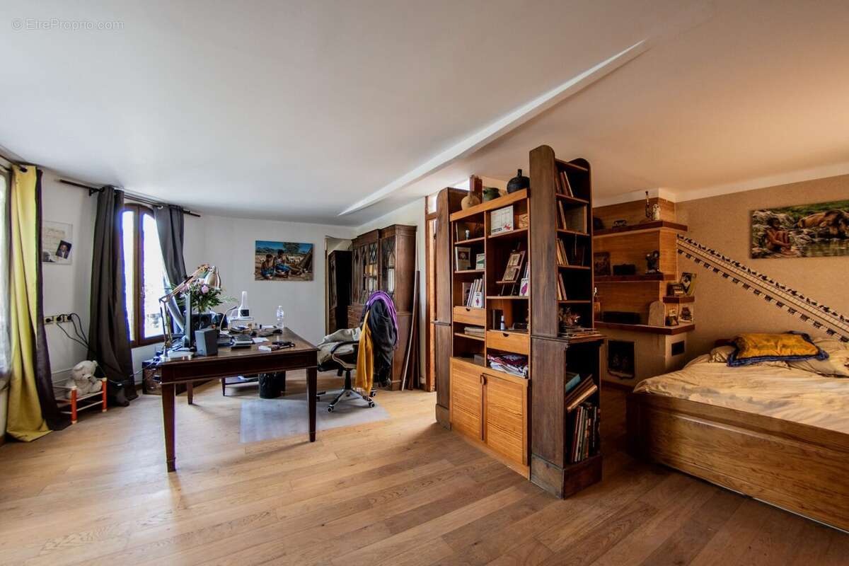 Chambre 2 / Bureau - Maison à SAINT-LEU-LA-FORET