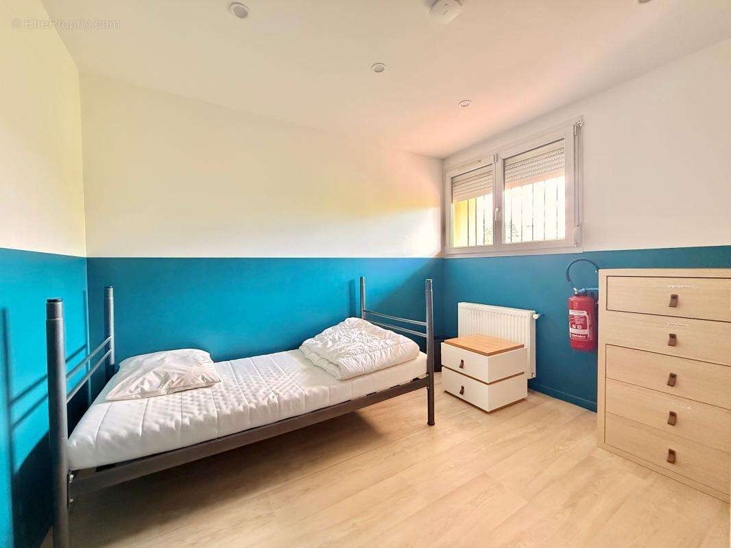Maison familiale 7 chambres – Dépendance de 33 m² – Jardin clos - photo 24